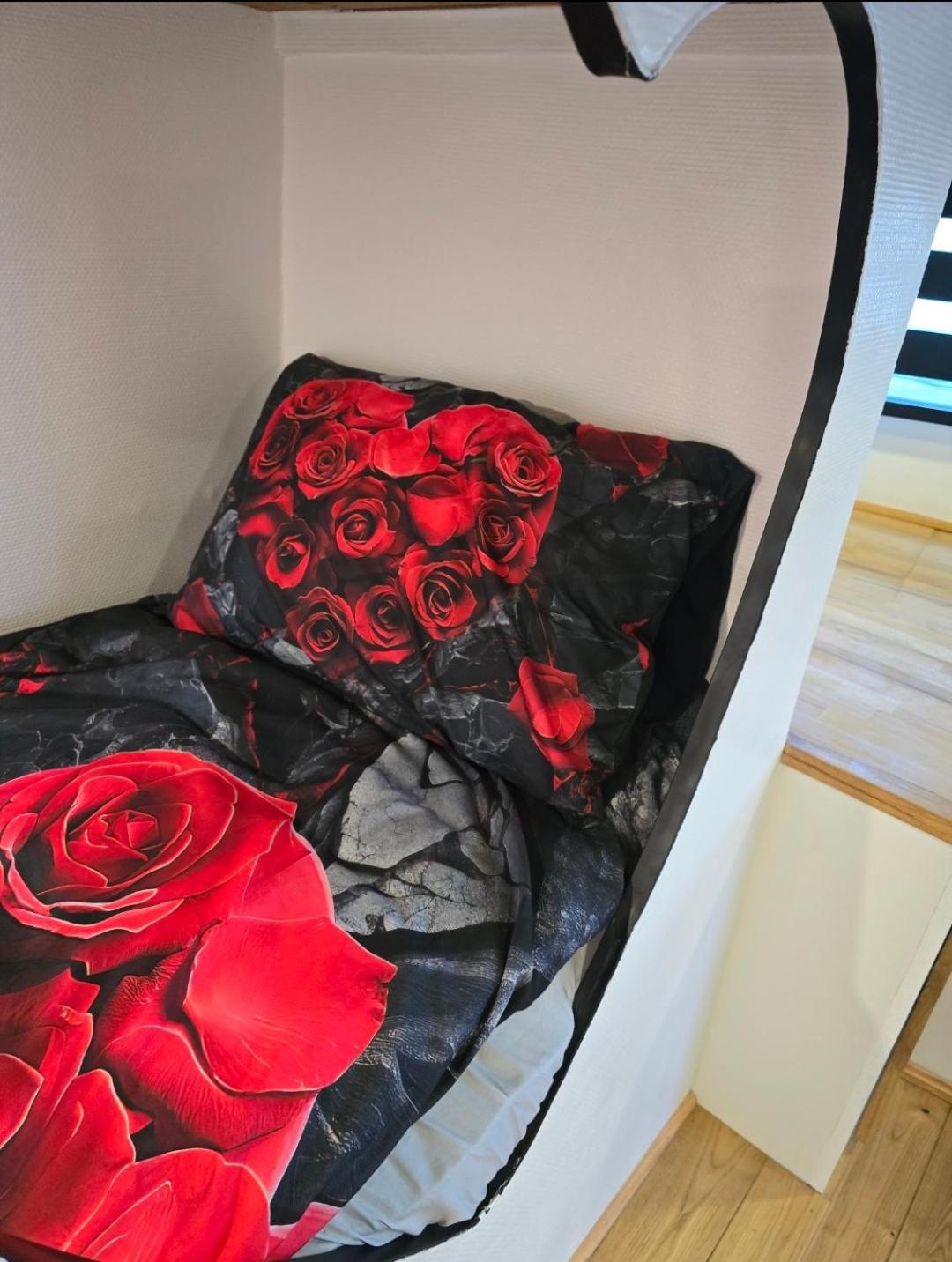 Calaidonia Boat House Hotel Кале Екстериор снимка